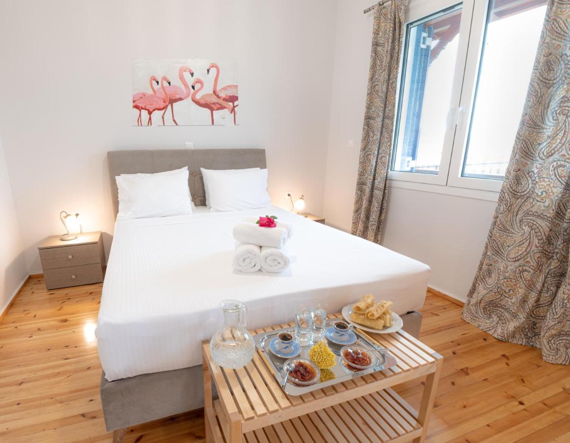 Blue Window Apartment Finikounta Ngoại thất bức ảnh