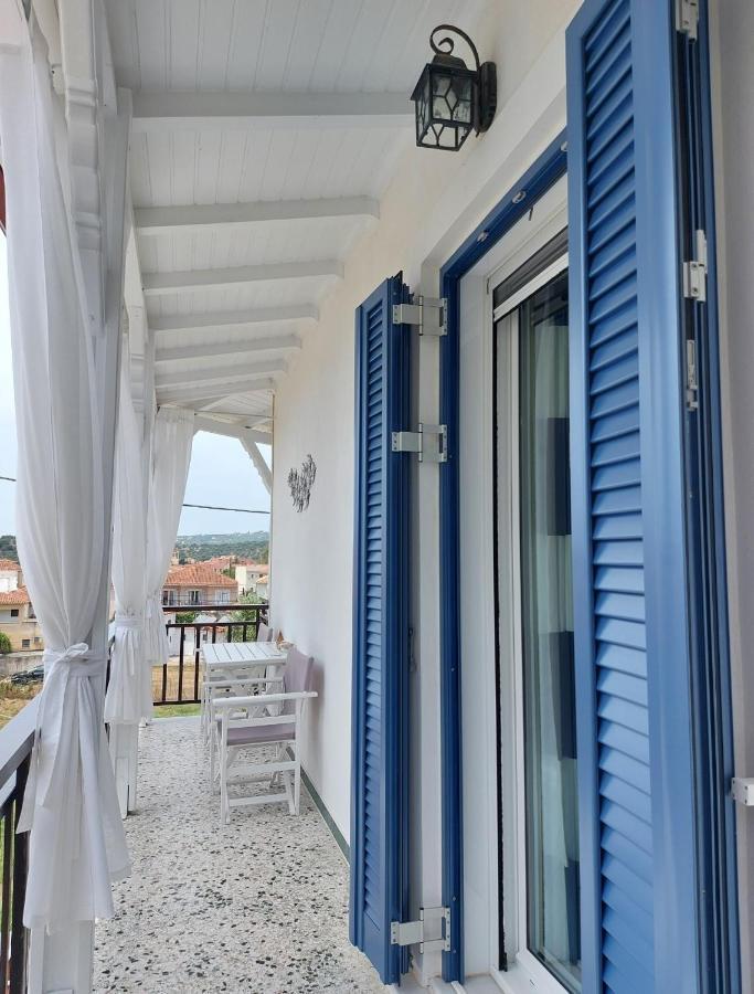 Blue Window Apartment Finikounta Ngoại thất bức ảnh